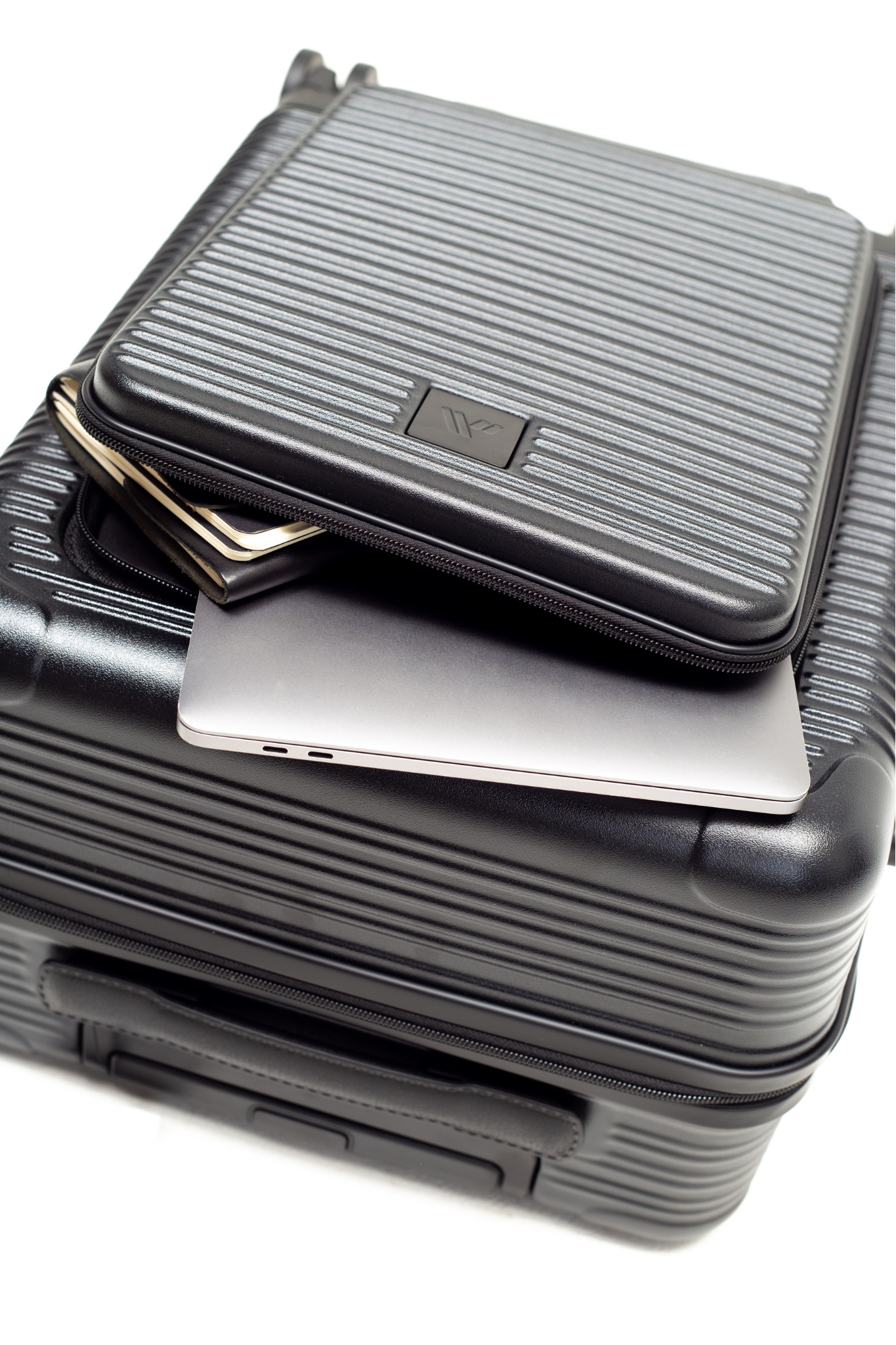 The Core Series &quot;Front Pocket&quot; Black
