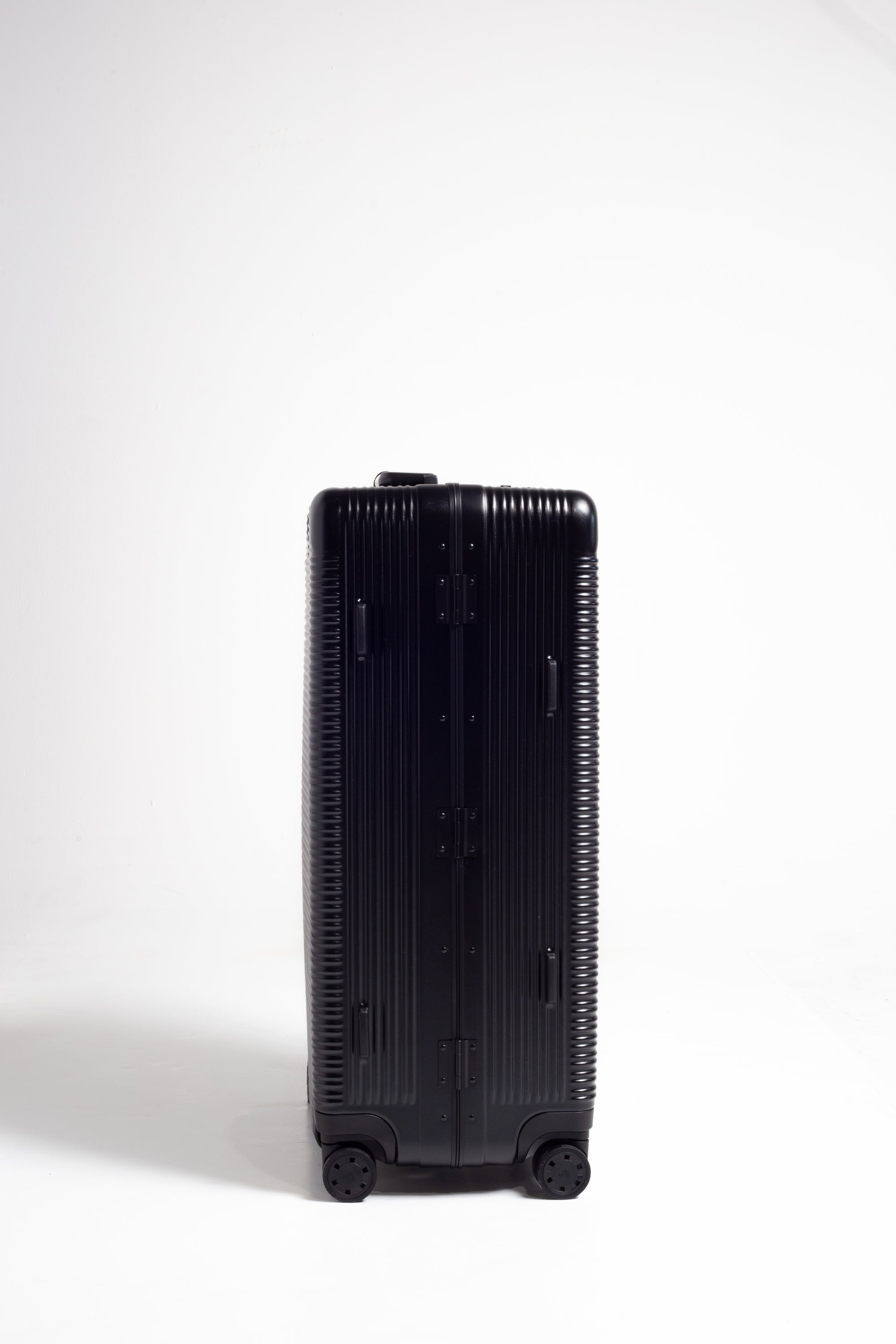 The Signature Series L &quot;Advanced&quot; Black