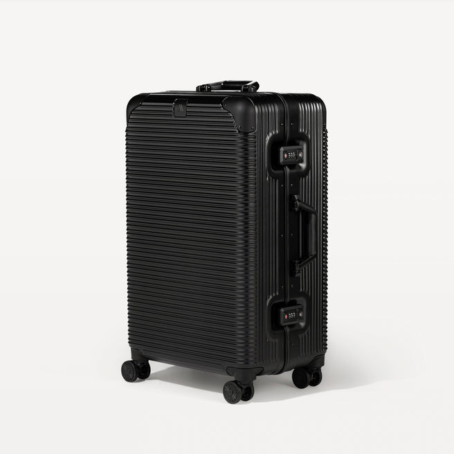 Luggage | The Signature Series 'M' Case – AIDAN