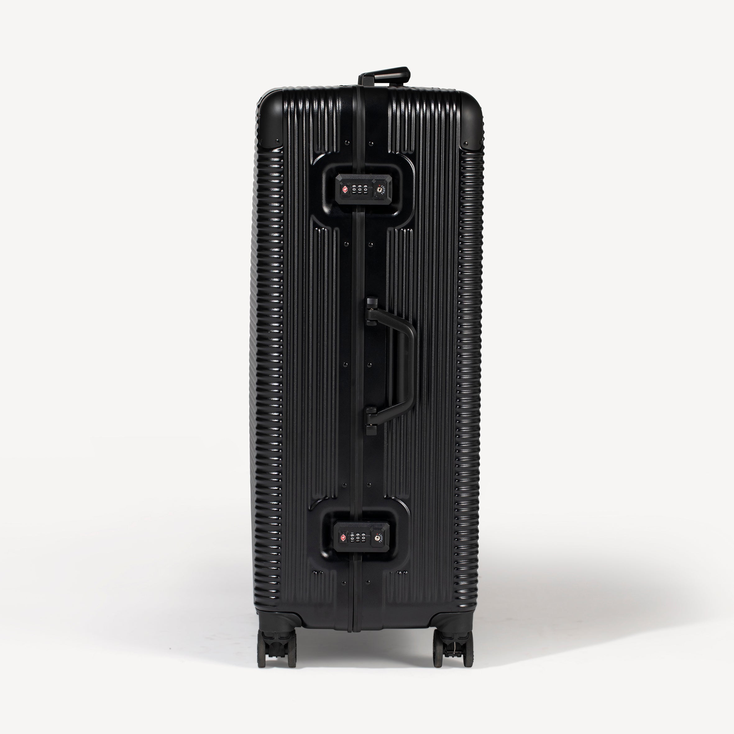 Luggage | The Signature Series 